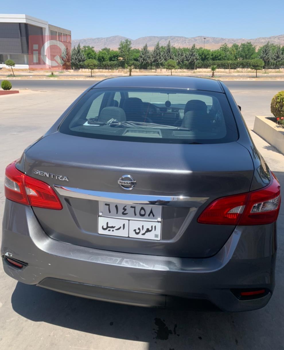 نیسان سێنترا